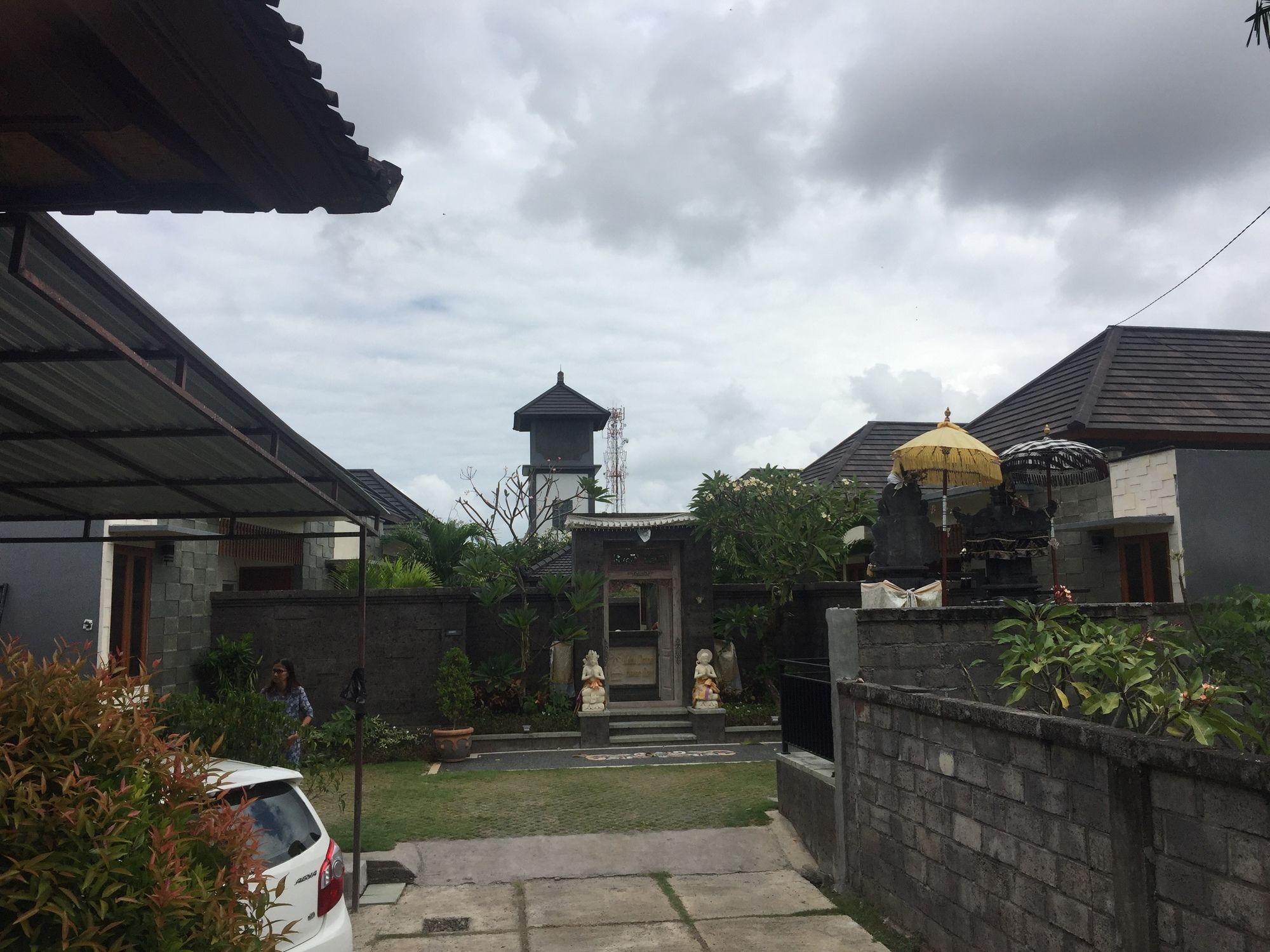 Kubu Daton Homestay Sanur  Exterior photo